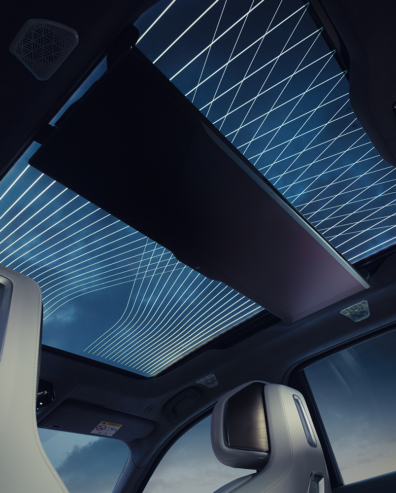 Panorama glass roof sky lounge of BMW i7 xDrive60