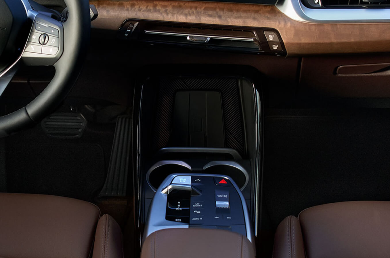 BMW electric car iX1 xDrive30 xLine is equipped with wireless charging tray to provide easy and clear charging